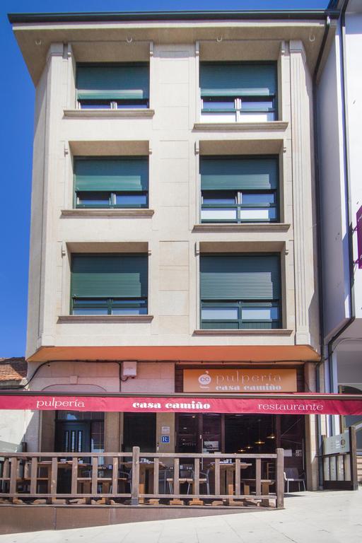 Pension Restaurante Casa Camino Palas de Rei Bagian luar foto